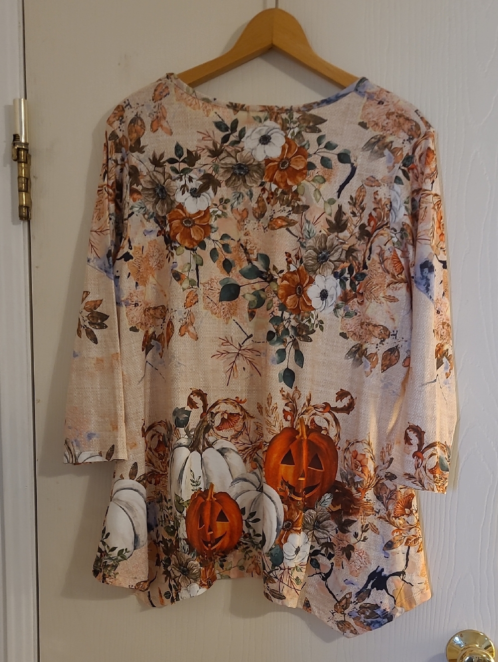 One World Fall Theme Blouse - Picture 4 of 6